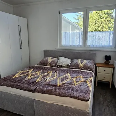 Lea Apartment *
